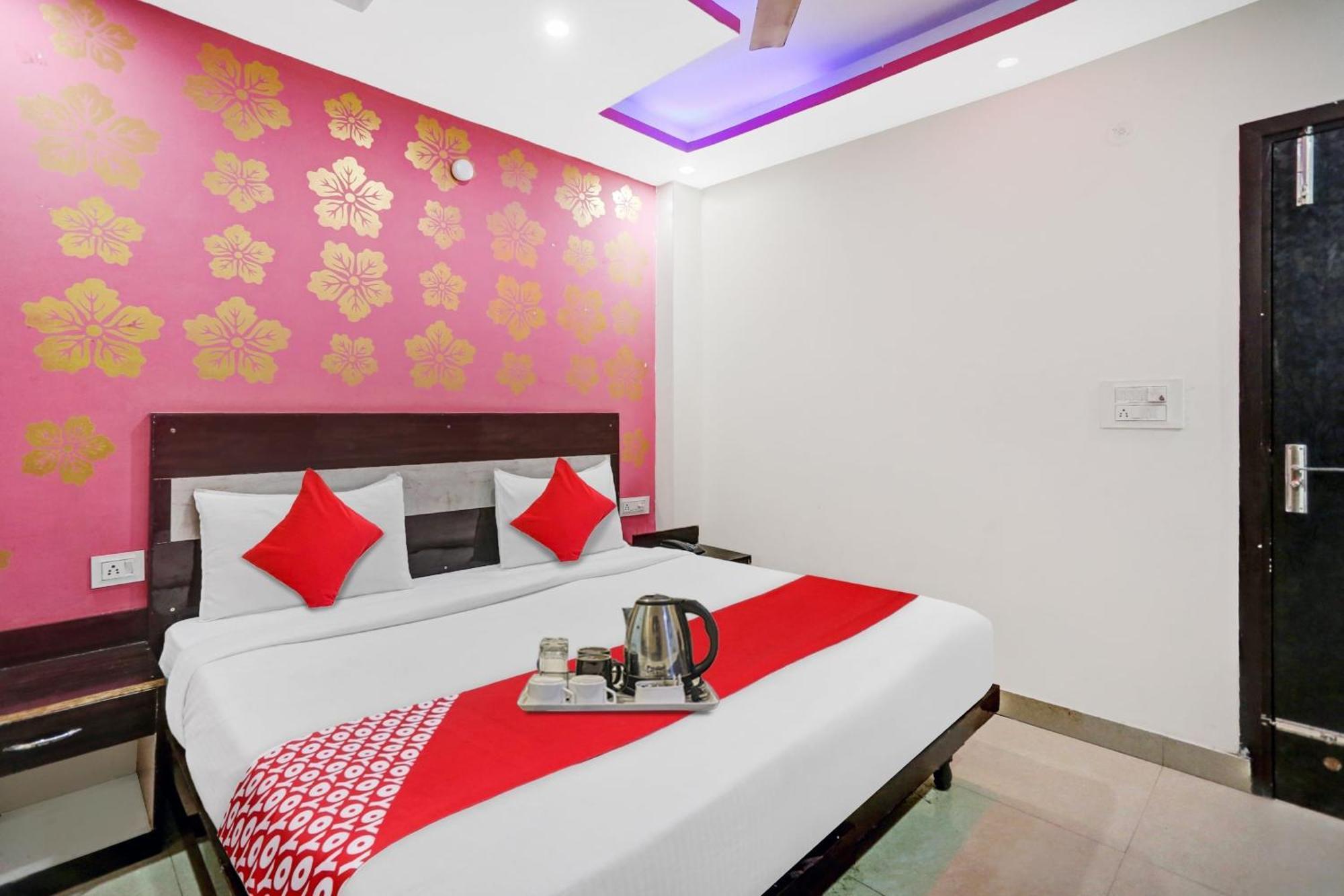 Hotel O Hotel Blue Orchid Neu-Delhi Exterior foto